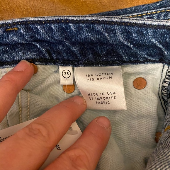 GRLFRND • Kiara Distressed Tomboy Jeans - Picture 6 of 8